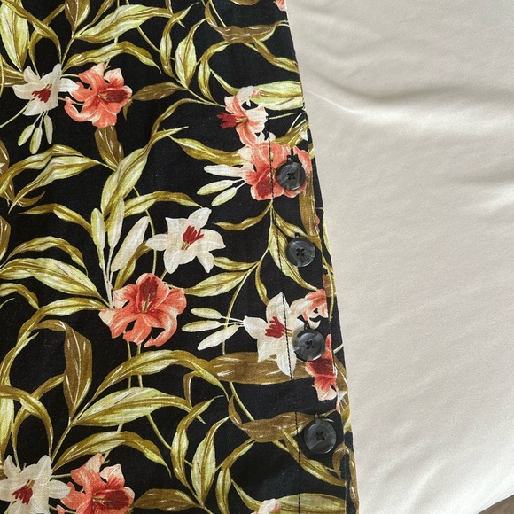 Kensie Floral Jumpsuit with Tie Back - Picture 4 of 5